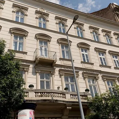 Lägenhet Riverside Center, 5th District