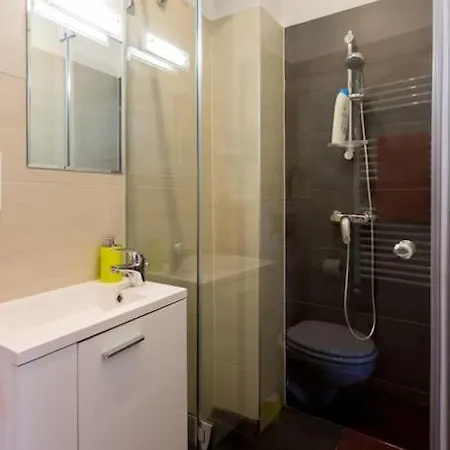 Riverside Center, 5th District Apartment Budapest