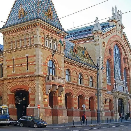 Riverside Center, 5th District アパート *