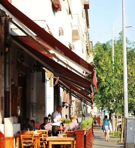 Riverside Center, 5th District * Budapest